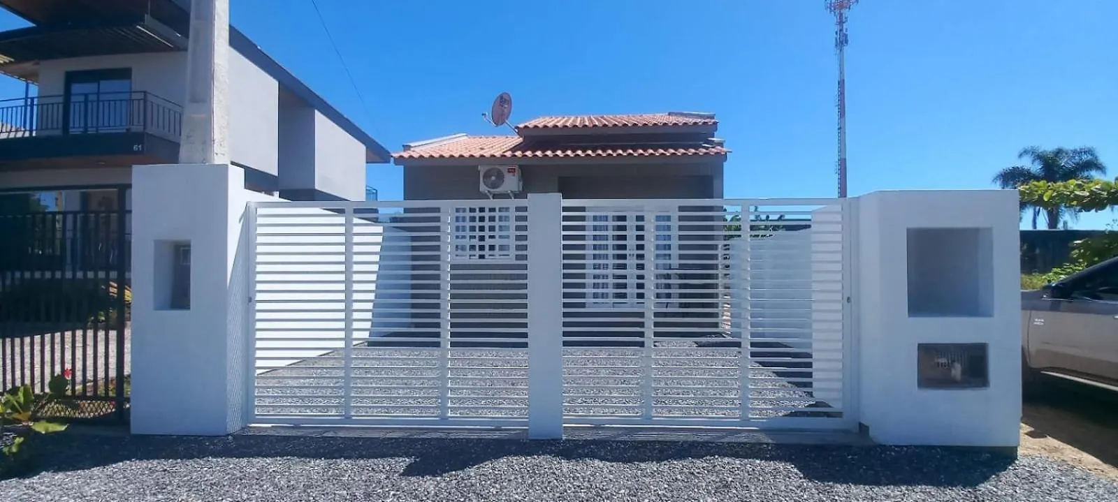 Casa Com Piscina A 300 Metros Da Praia De Canto Grande Bombinhas 0*,  Brazil